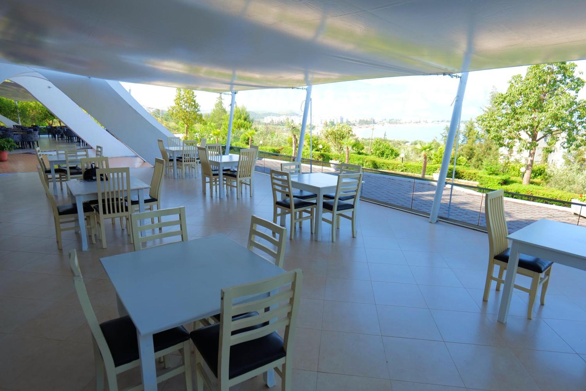 Edva Resort Radhime Ngoại thất bức ảnh