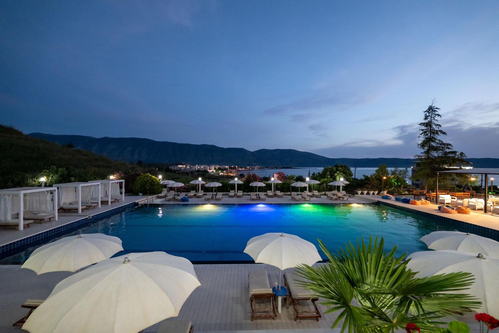 Edva Resort Radhime Ngoại thất bức ảnh