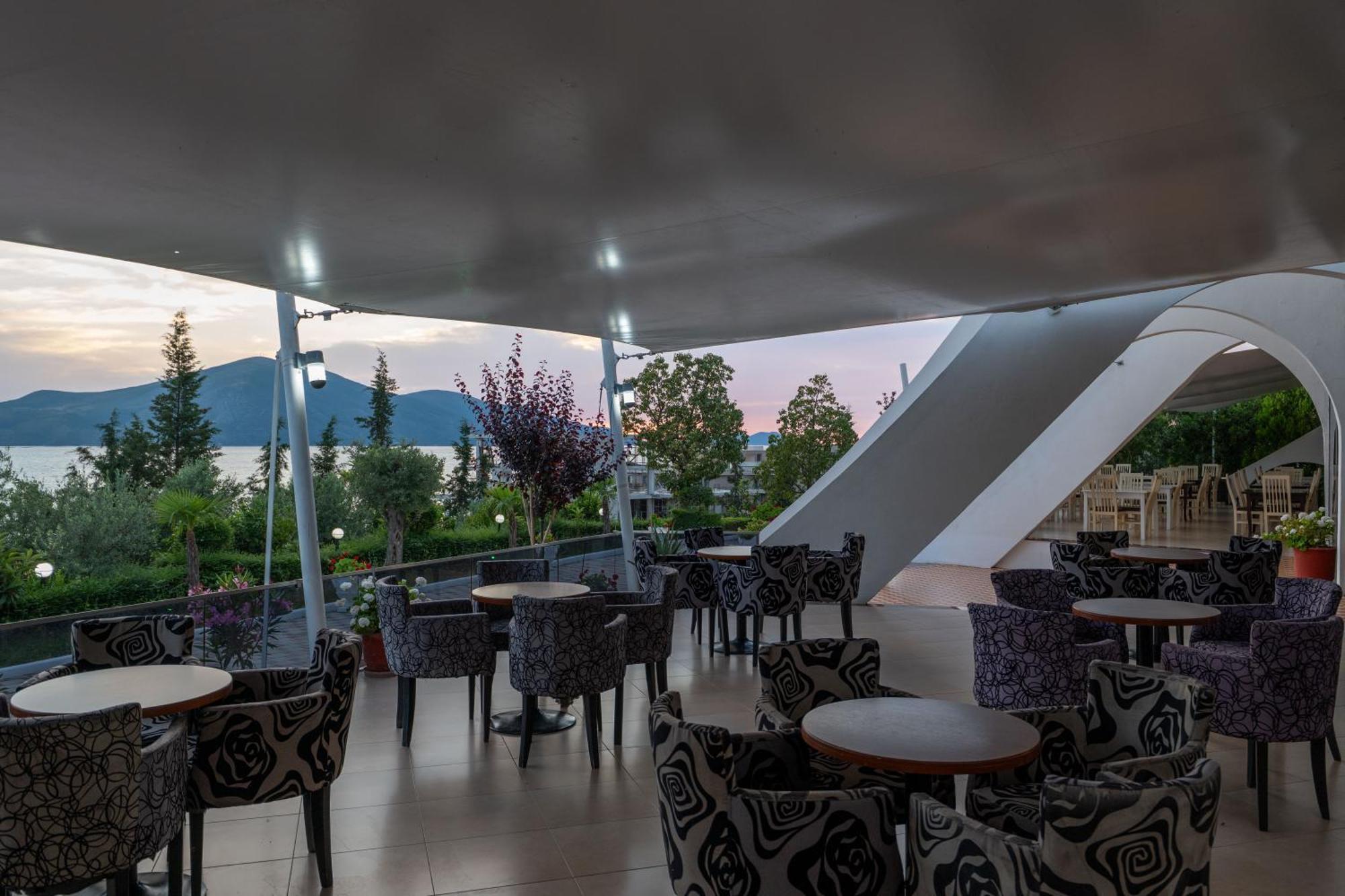 Edva Resort Radhime Ngoại thất bức ảnh